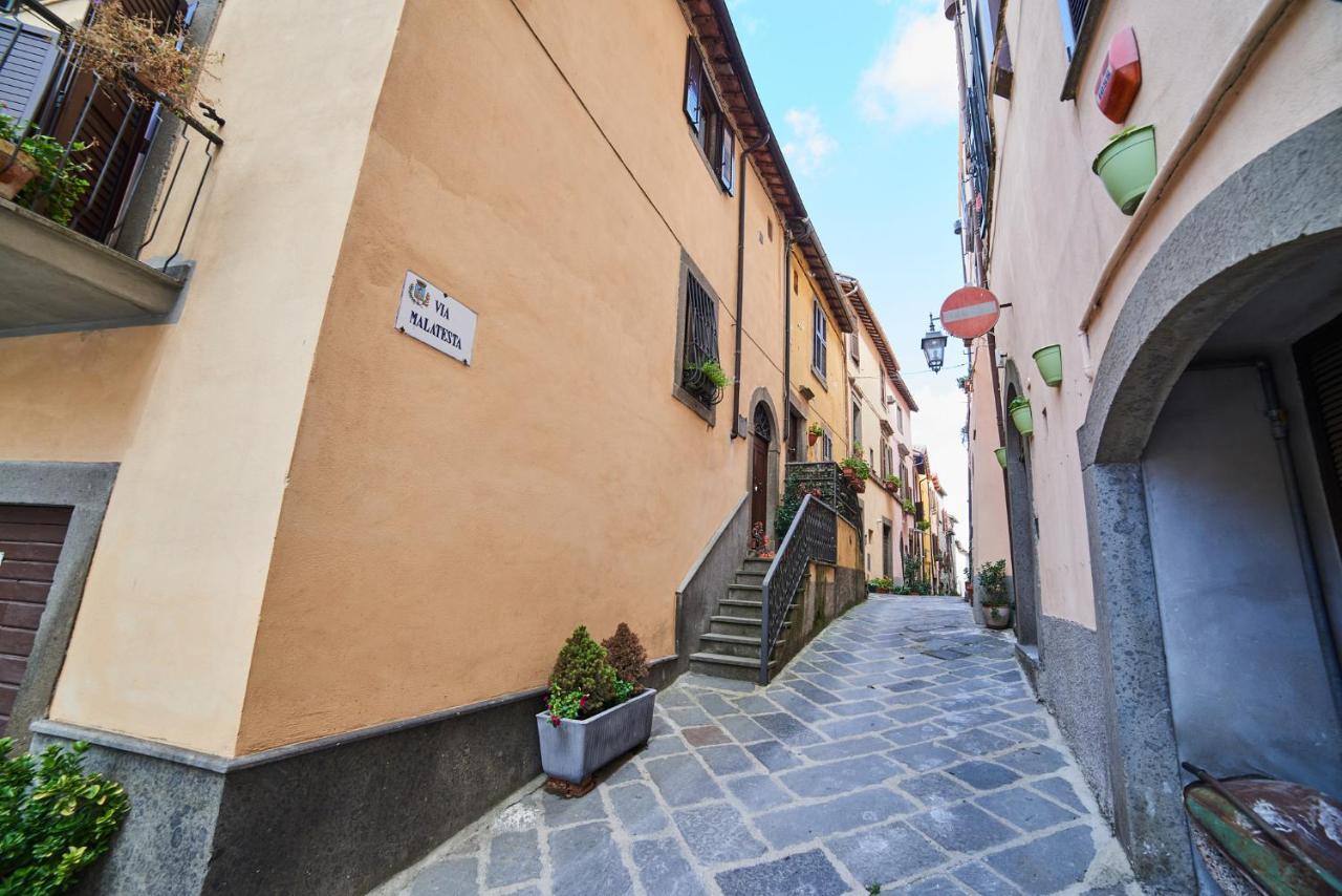 Alloggio Turistico Centro Storico Malatesta Montefiascone Luaran gambar