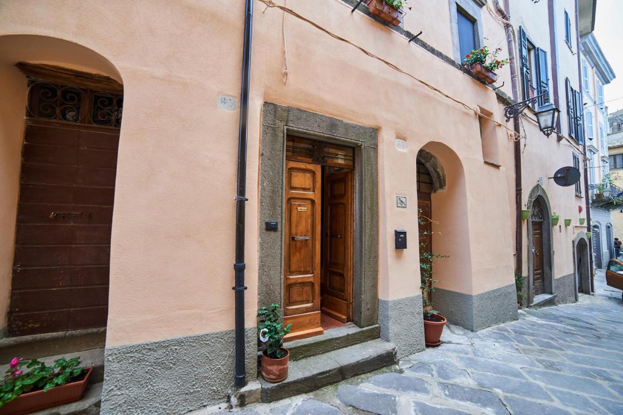 Alloggio Turistico Centro Storico Malatesta Montefiascone Luaran gambar